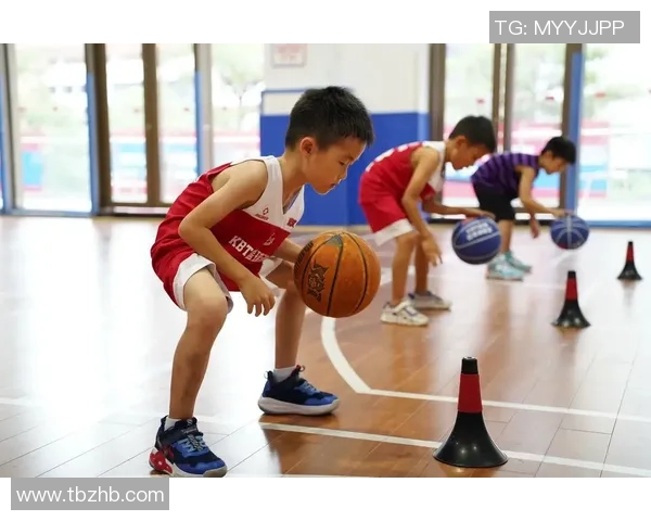 儿童幼儿园5号篮球的选择与使用指南助力孩子健康成长与快乐运动 儿童幼儿园5号篮球的选择与使用指南助力孩子健康成长与快乐运动